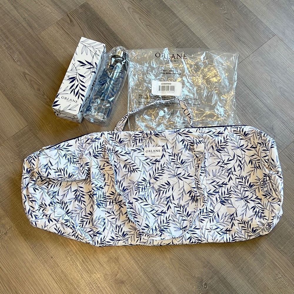 Orlane Paris Yoga Bowling Bag Workout Cosmetic Bag Blue White Floral New